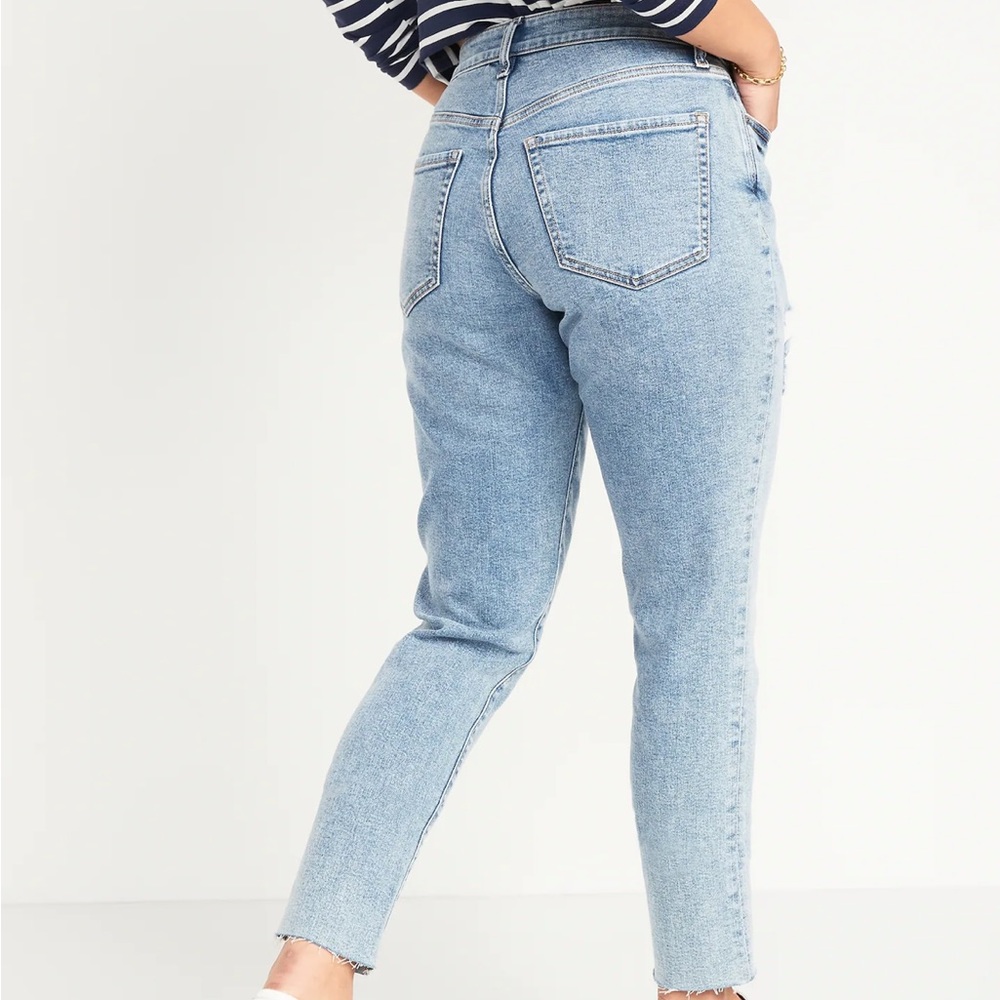 Old Navy OG Straight Raw Hem High Waist Jeans - Picture 2 of 9